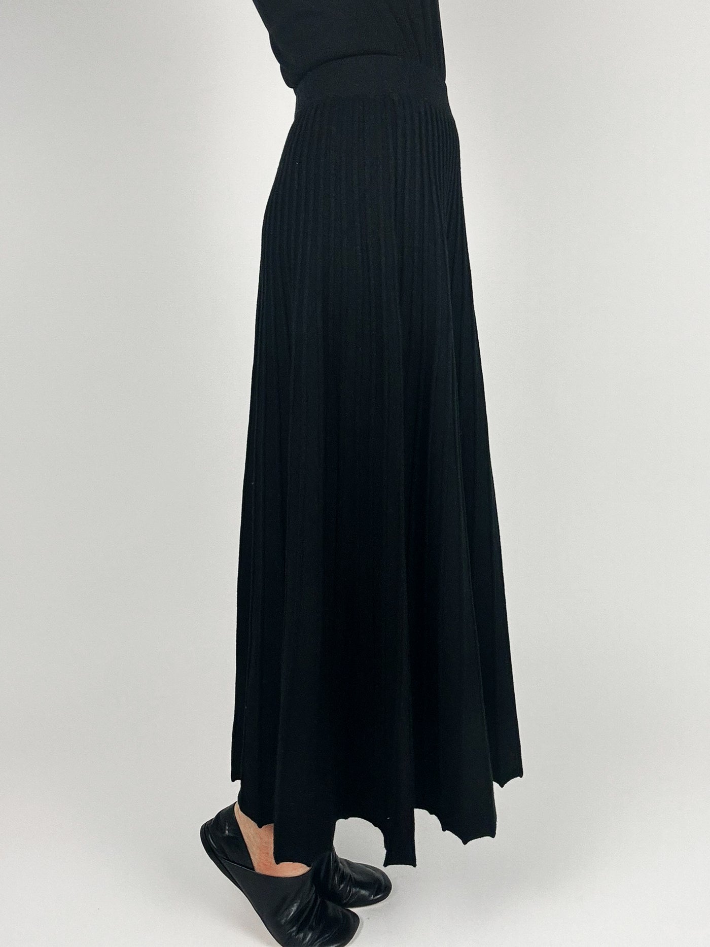 The Sleek Knit Maxi Skirt