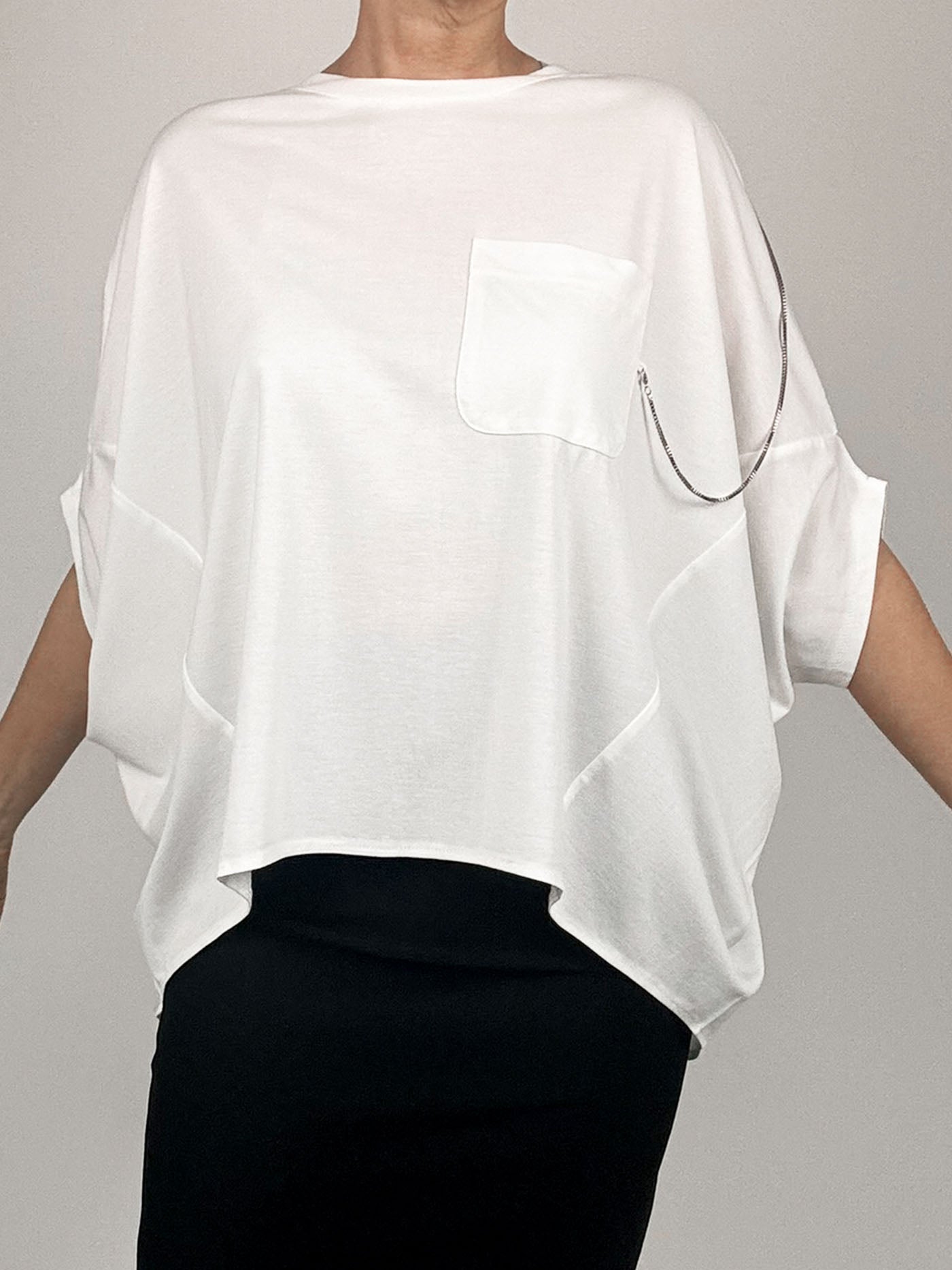 The White Square Chain Tee